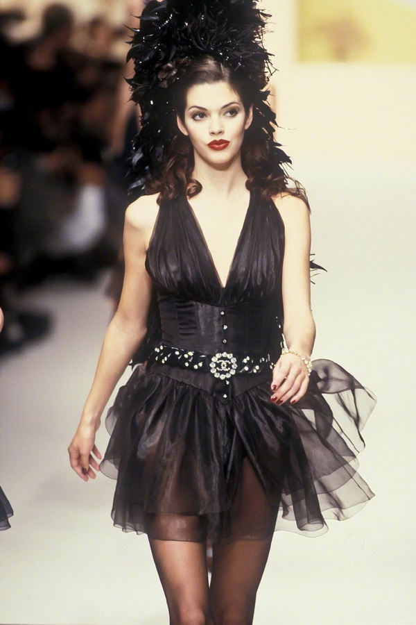 з磬Chanel Spring 1995 T̨